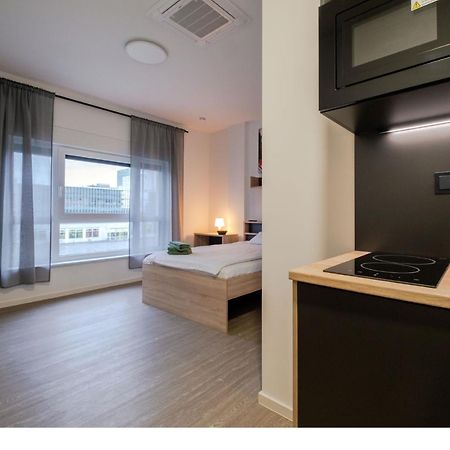 Jade & Jabo - Sehr Schoene Zimmer & Apartements Zum Wohlfuehlen Tageweise & Wochenweise Buchbar Нойс Екстер'єр фото
