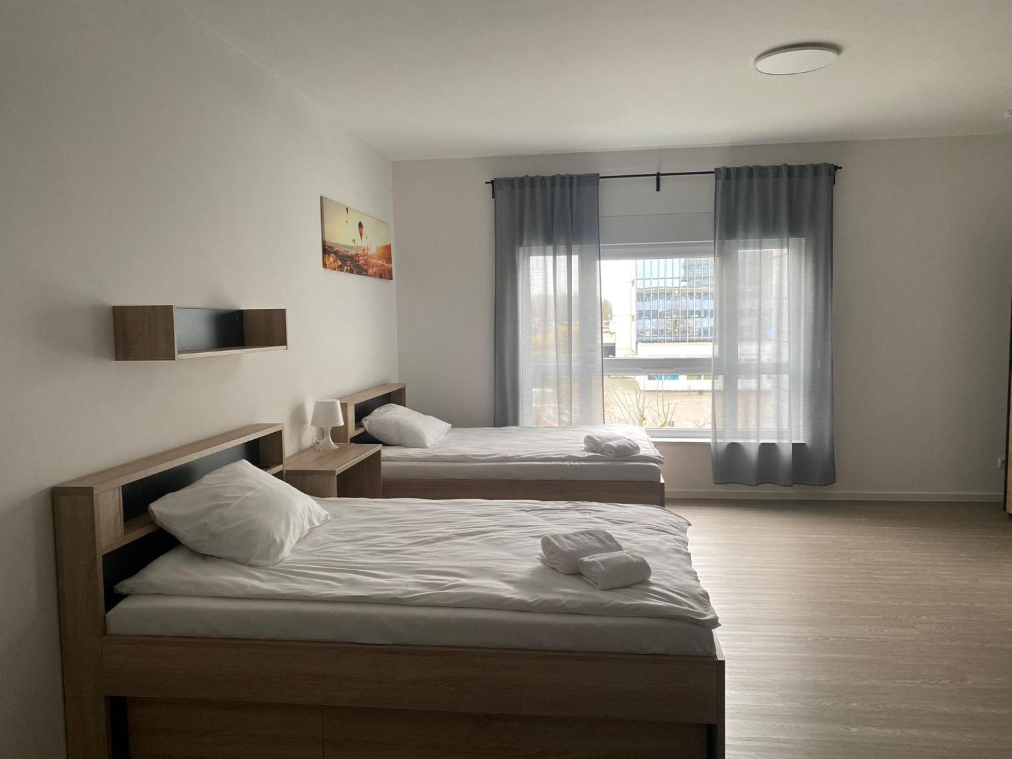 Jade & Jabo - Sehr Schoene Zimmer & Apartements Zum Wohlfuehlen Tageweise & Wochenweise Buchbar Нойс Номер фото