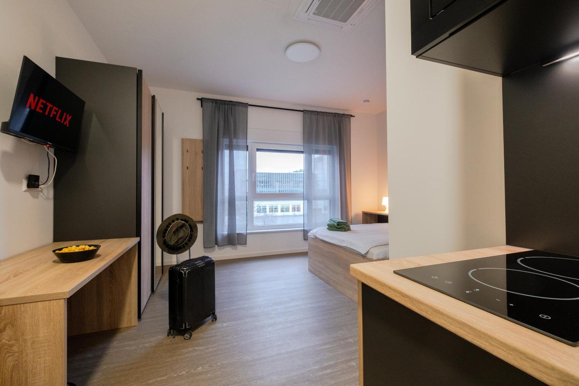 Jade & Jabo - Sehr Schoene Zimmer & Apartements Zum Wohlfuehlen Tageweise & Wochenweise Buchbar Нойс Екстер'єр фото