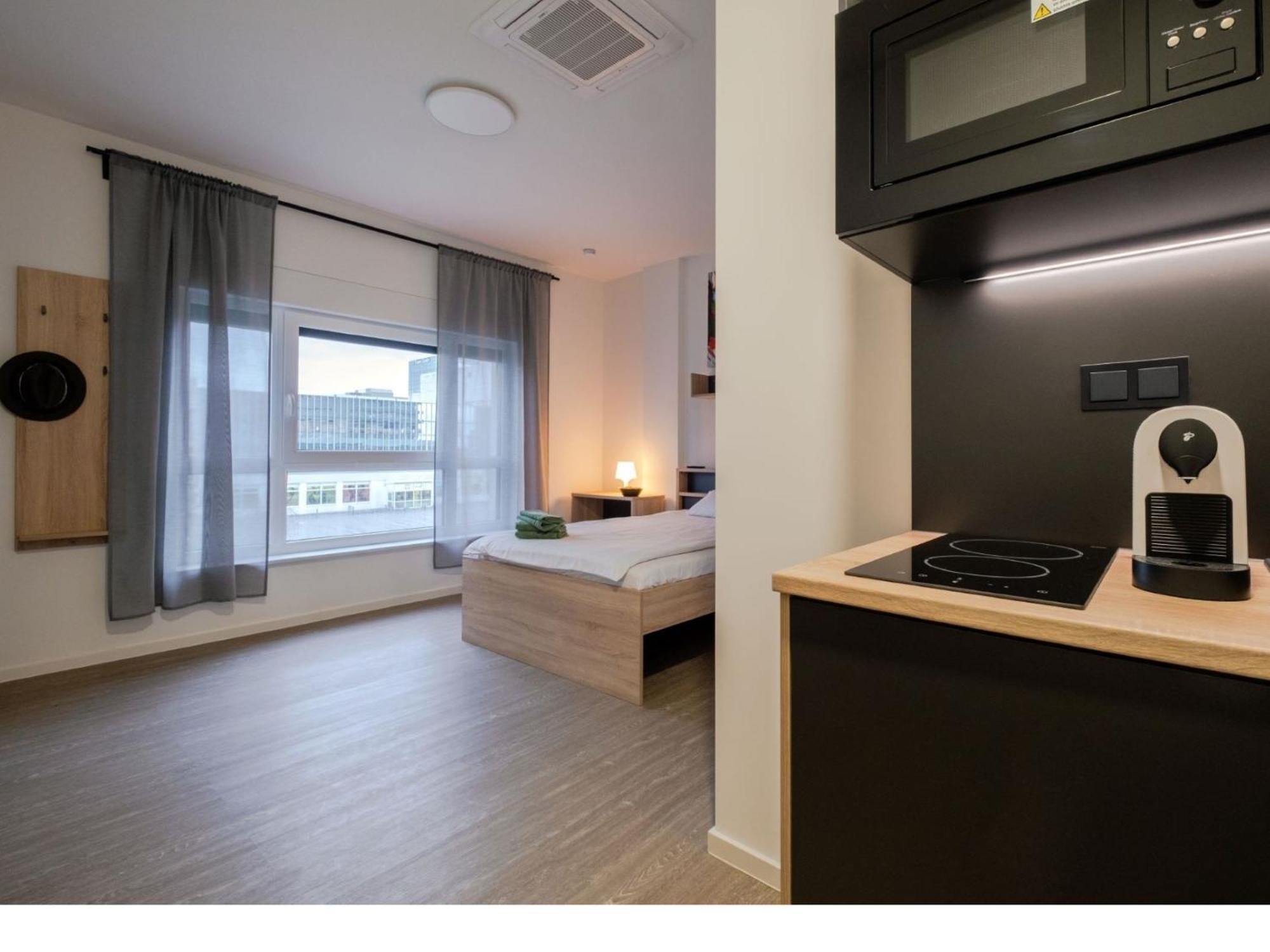 Jade & Jabo - Sehr Schoene Zimmer & Apartements Zum Wohlfuehlen Tageweise & Wochenweise Buchbar Нойс Екстер'єр фото