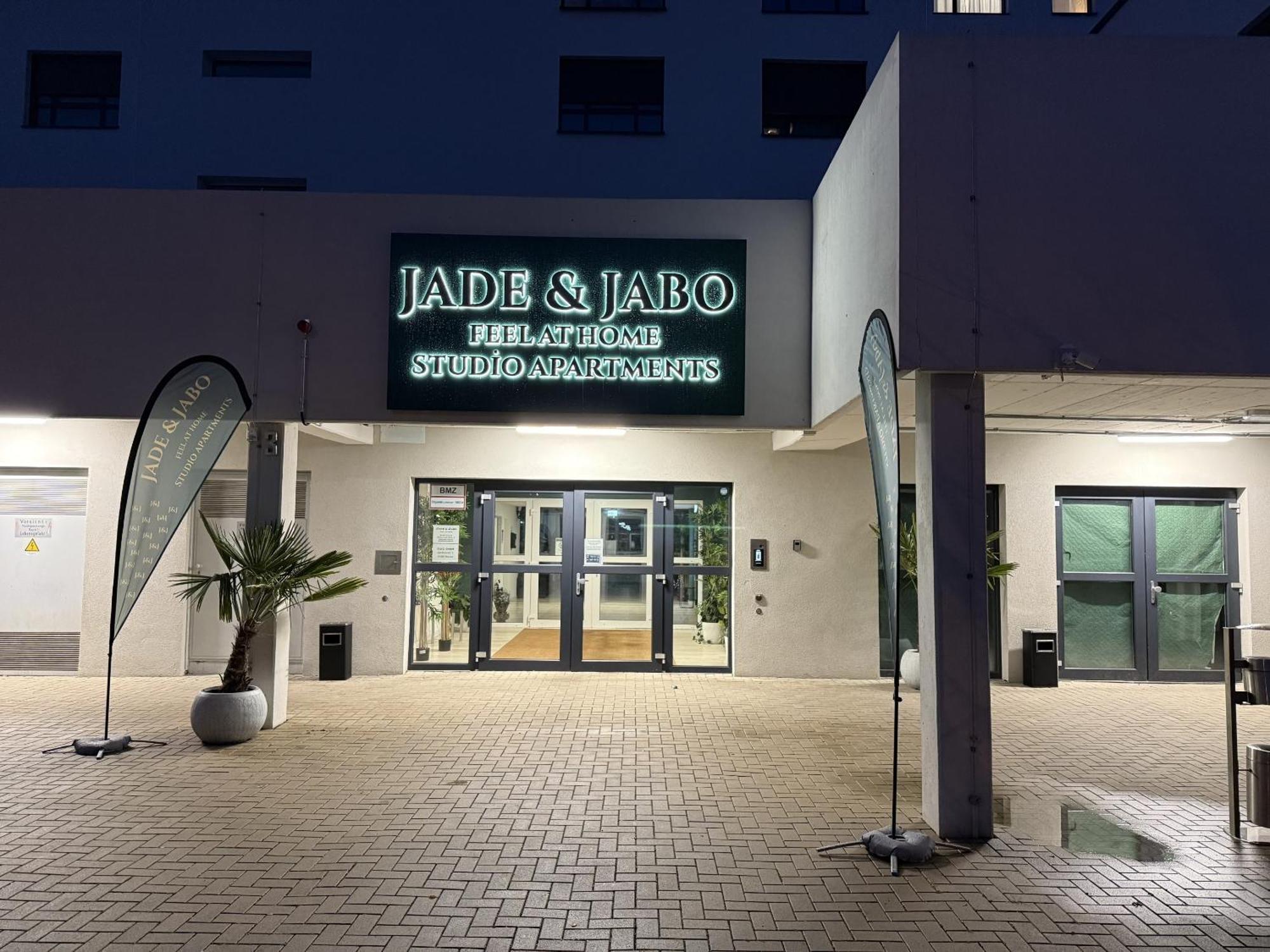 Jade & Jabo - Sehr Schoene Zimmer & Apartements Zum Wohlfuehlen Tageweise & Wochenweise Buchbar Нойс Екстер'єр фото